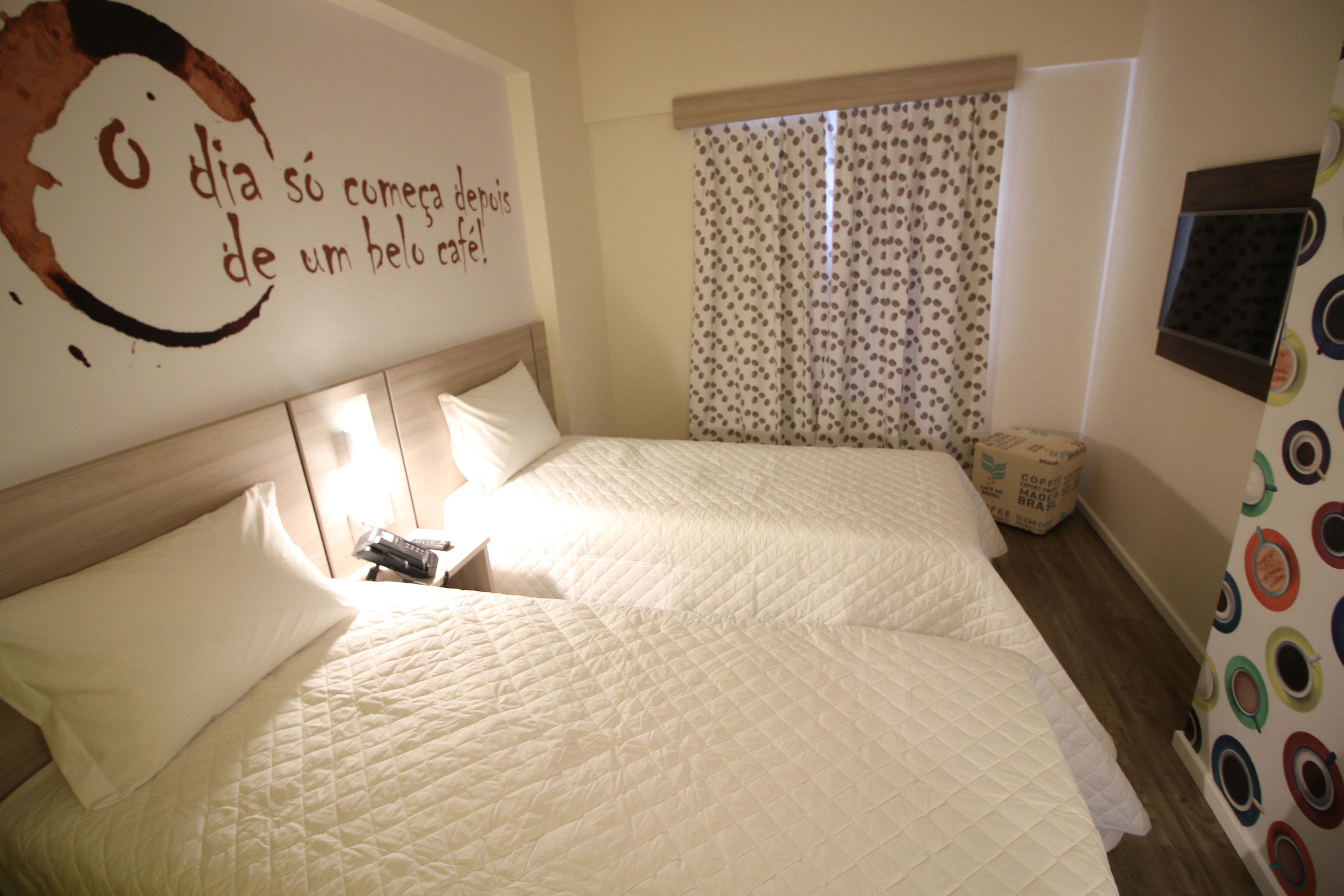 standard twin room, 2 single beds | minibar, free wifi, bed sheets