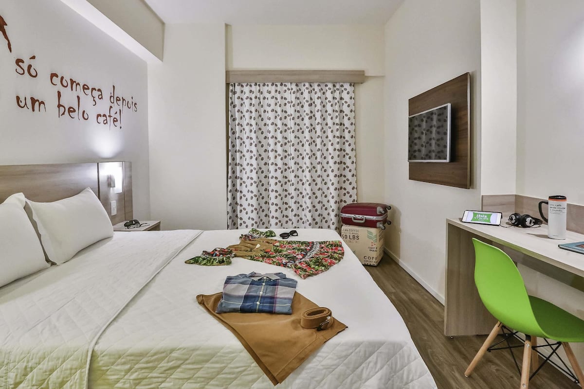 Standard-huone, 1 parisänky | Minibaari, ilmainen Wi-Fi, vuodevaatteet