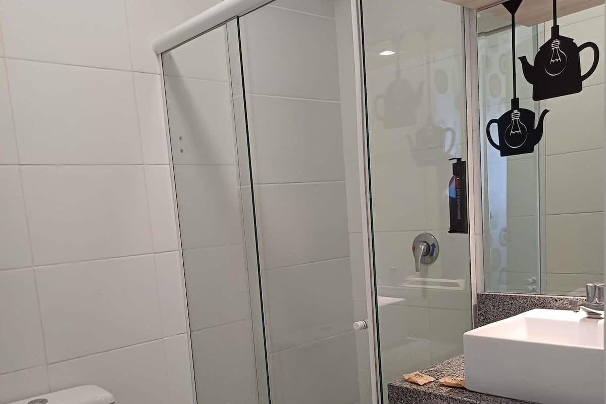 Camera Standard con 2 letti singoli, 2 letti singoli | Minibar, Wi-Fi gratuito, lenzuola