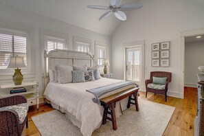 4 Schlafzimmer, Bügeleisen/Bügelbrett, Internetzugang, Bettwäsche