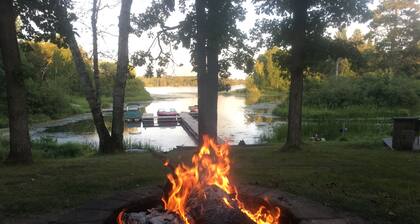 Luxury RV at Bolton Bay on Long Lake