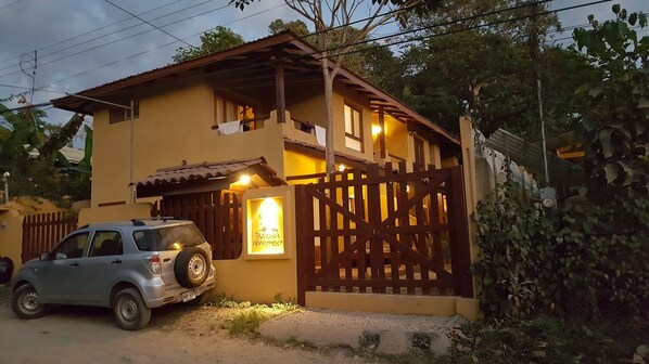 Ngoại thất