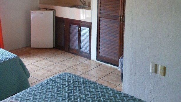 Unclassified image, 1 of 2, button - Uke Inn Teran (Tuxtla Gutierrez)