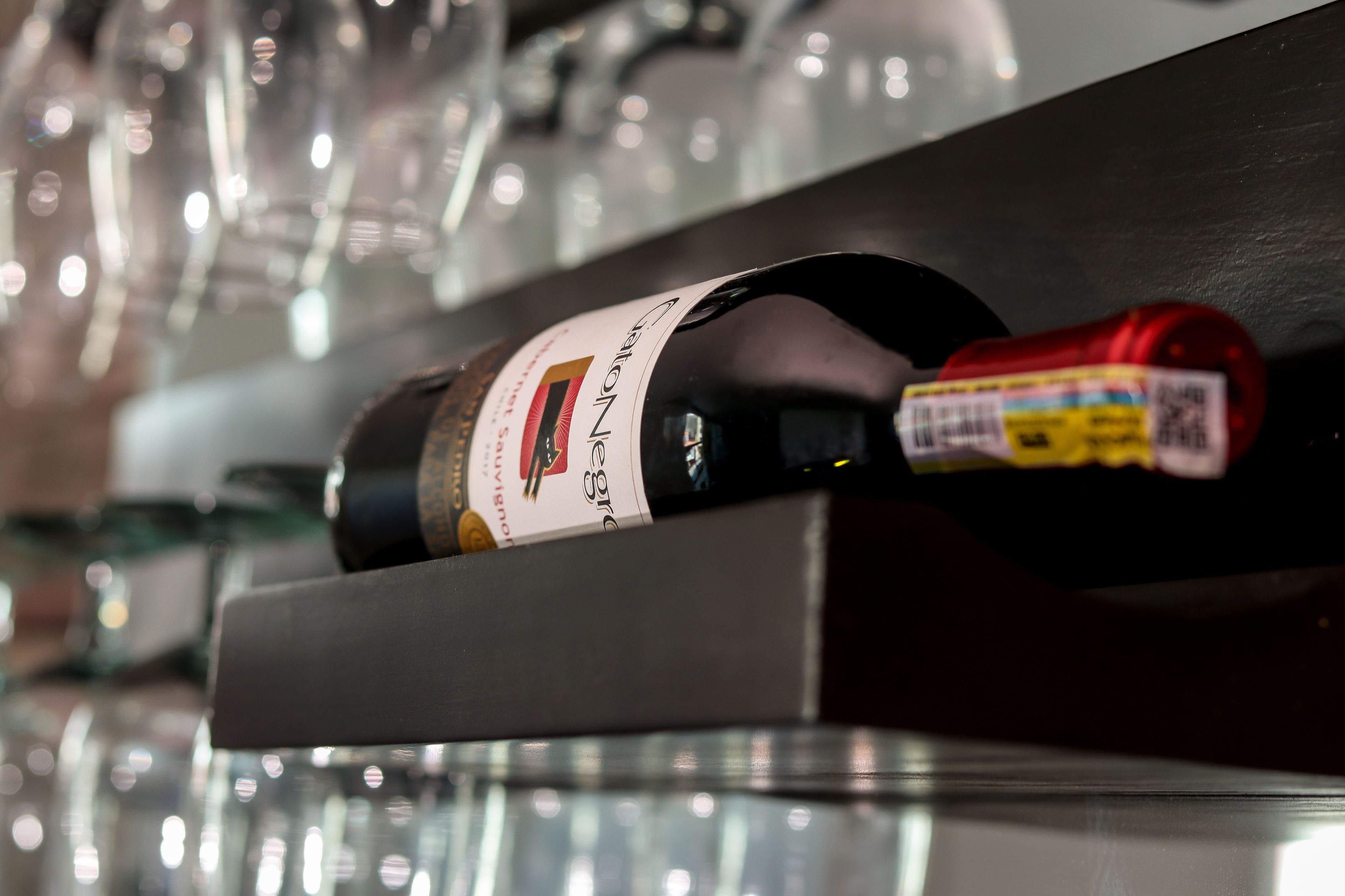 breakfast, lunch, dinner served; local cuisine