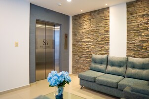 Televisión de pantalla plana