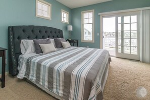 Townhome, 3 Bedrooms, Pool Access, Lakeside | 1 bedroom, free WiFi