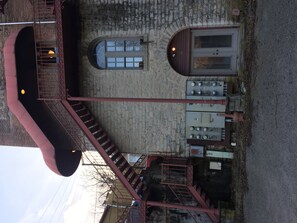 Point of interest - Night Owl 5W Street View (optional paid parking upon request) (Eureka Springs)