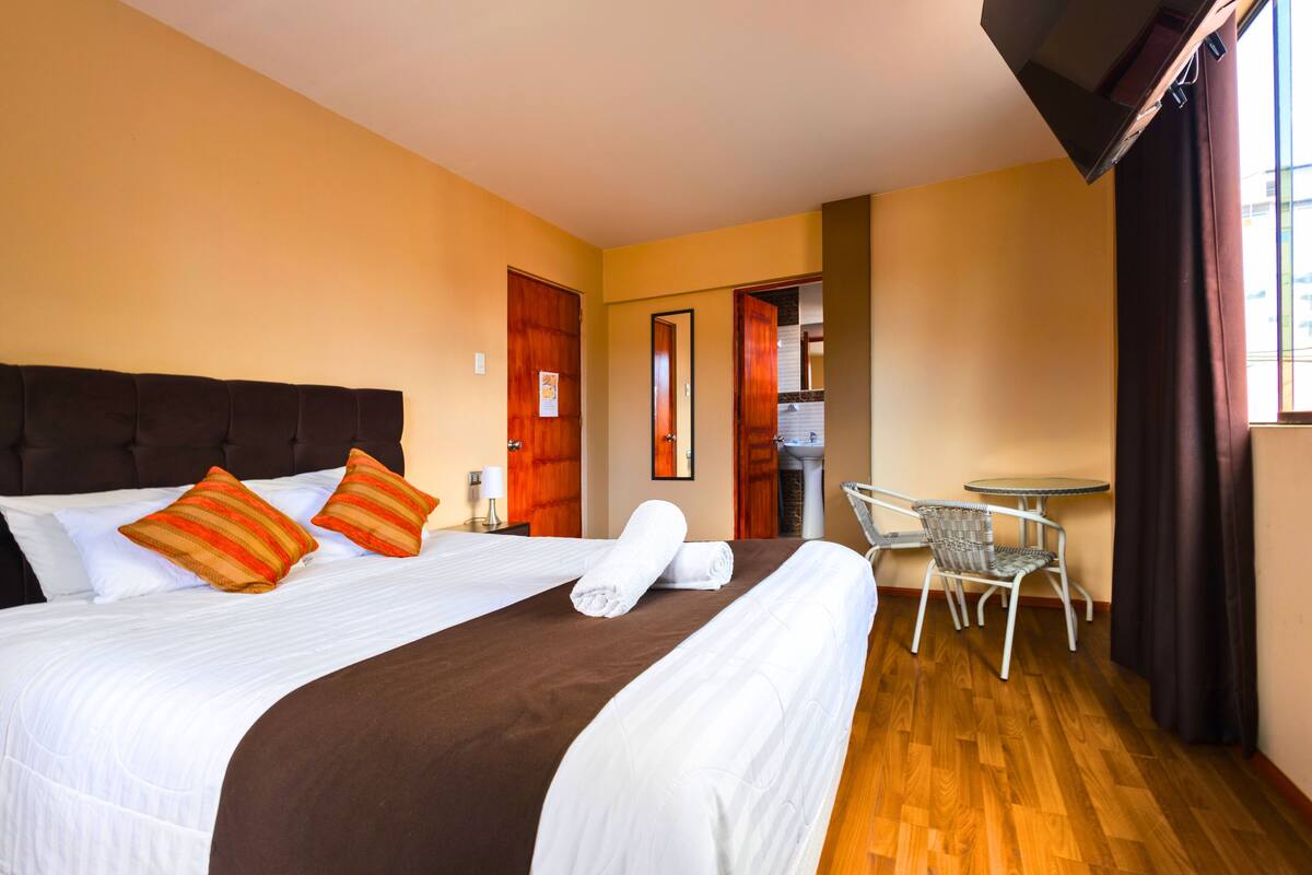 Superior Double Room, 1 King Bed, Ensuite, Park View | Hypo-allergenic bedding available, down comforters, blackout drapes