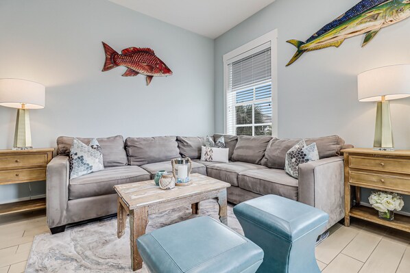 Smart-TV, DVD-Player, Bücher, Videothek