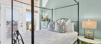 Get Gulf & Bay Views@Gorgeous Cinnamon Shore Condo w/ Great Amenities!