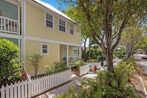 Exterior - AQUA OASIS at The Truman Annex in Key West (Key West)