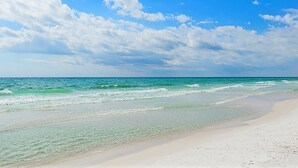 A beach with clear turquoise water and white sand under a partly cloudy sky. - ☀️Community Pool-PRIME 30A Location-Topsail Village 422☀️ (Santa Rosa Beach)