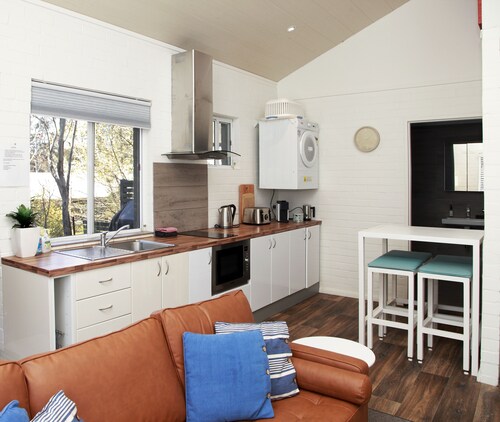 Careel Cottages KATOOMBA Front Cottage