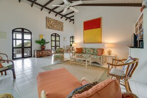 TV, stereo - Nevis Home w/ Pool, Stunning Jungle & Ocean Views! (Gingerland)