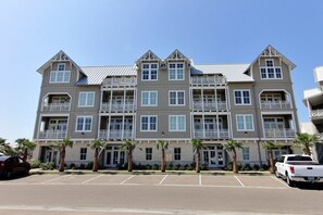 Exterior - Beachy, Pet-Friendly Condo w/ Access to Beach & Cinnamon Shore Amenities! (Port Aransas)