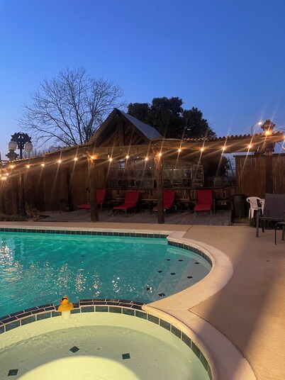 Spacious 4BR Retreat with Pool and Spa