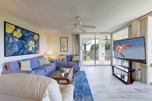 Télévision, lecteur de DVD, chaîne hi-fi