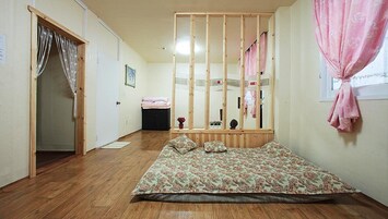 客房 (Cosmos) | 免费 WiFi、床单