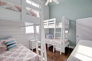 3 Schlafzimmer, Bügeleisen/Bügelbrett, kostenloses WLAN, Bettwäsche