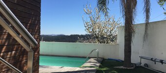 Luxury design villa with private heated pool, near the city of Porto!