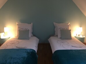 2 Schlafzimmer, Bügeleisen/Bügelbrett, WLAN, Bettwäsche