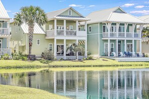 Exterior - Family-Friendly Lakeside Charmer w/ Resort-Style Amenities in Cinnamon Shore (Port Aransas)