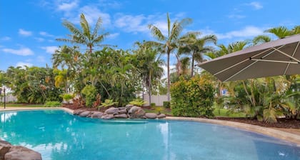 At Strand Marina-Ground Floor with Courtyard