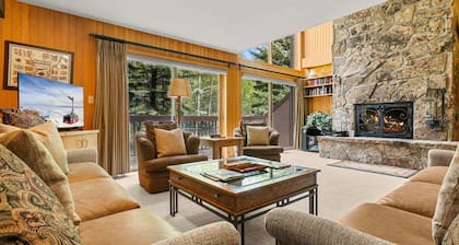 RMR: Wind River 4 Condo in Teton Village