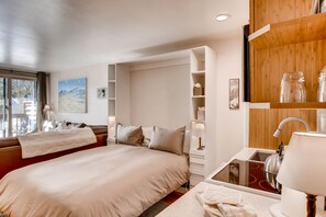 Accès Internet, draps fournis