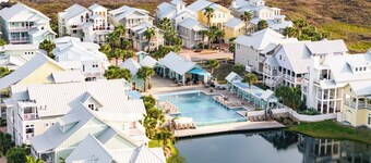 Beautiful, 3rd-Fl, Pet-Friendly Condo@Cinnamon Shore w/ Easy Amenity Access!