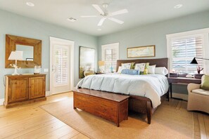 4 عدّة غرف نوم ومكواة/لوح كي وخدمة الإنترنت وملاءات أسرّة