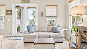 Unclassified image, 5 of 39, button - Modern & Spacious Beach Home Near Beach, Lake, &Pools + More Amenities (Port Aransas)