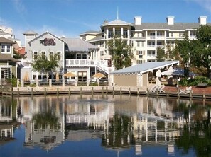 Relax by the waterfront at Bull's Peninsula, where a dock offers lounge chairs and umbrellas.
