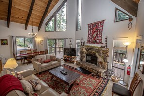 TV, peis og DVD-spiller