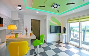 Living area - Gyeongju The one Pension - Blue (Gyeongju)