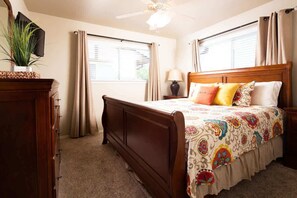 2 bedrooms, iron/ironing board, free WiFi, bed sheets