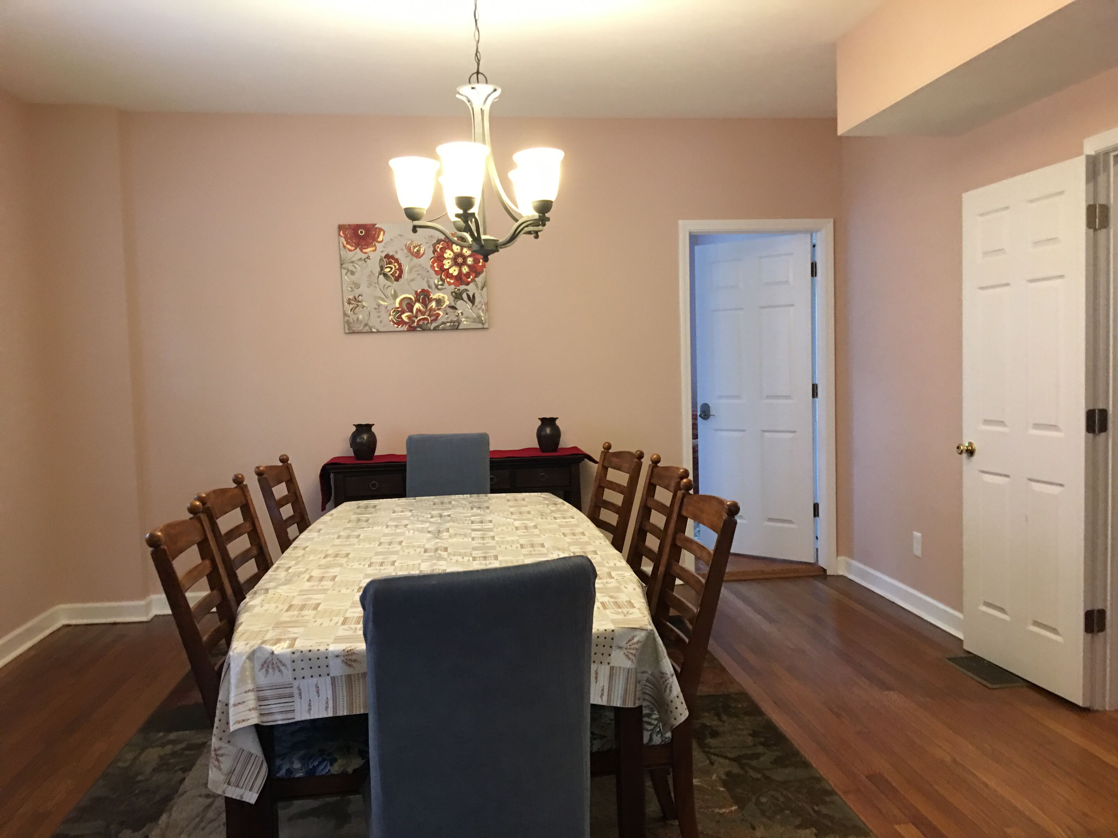 Newly updated house close to the Clinic,UH, Case in Cleveland Hts.