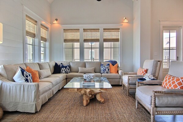 Smart TV, reproductor de DVD, libros y videoteca 