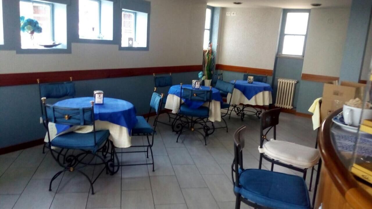 lunch and dinner served, local cuisine