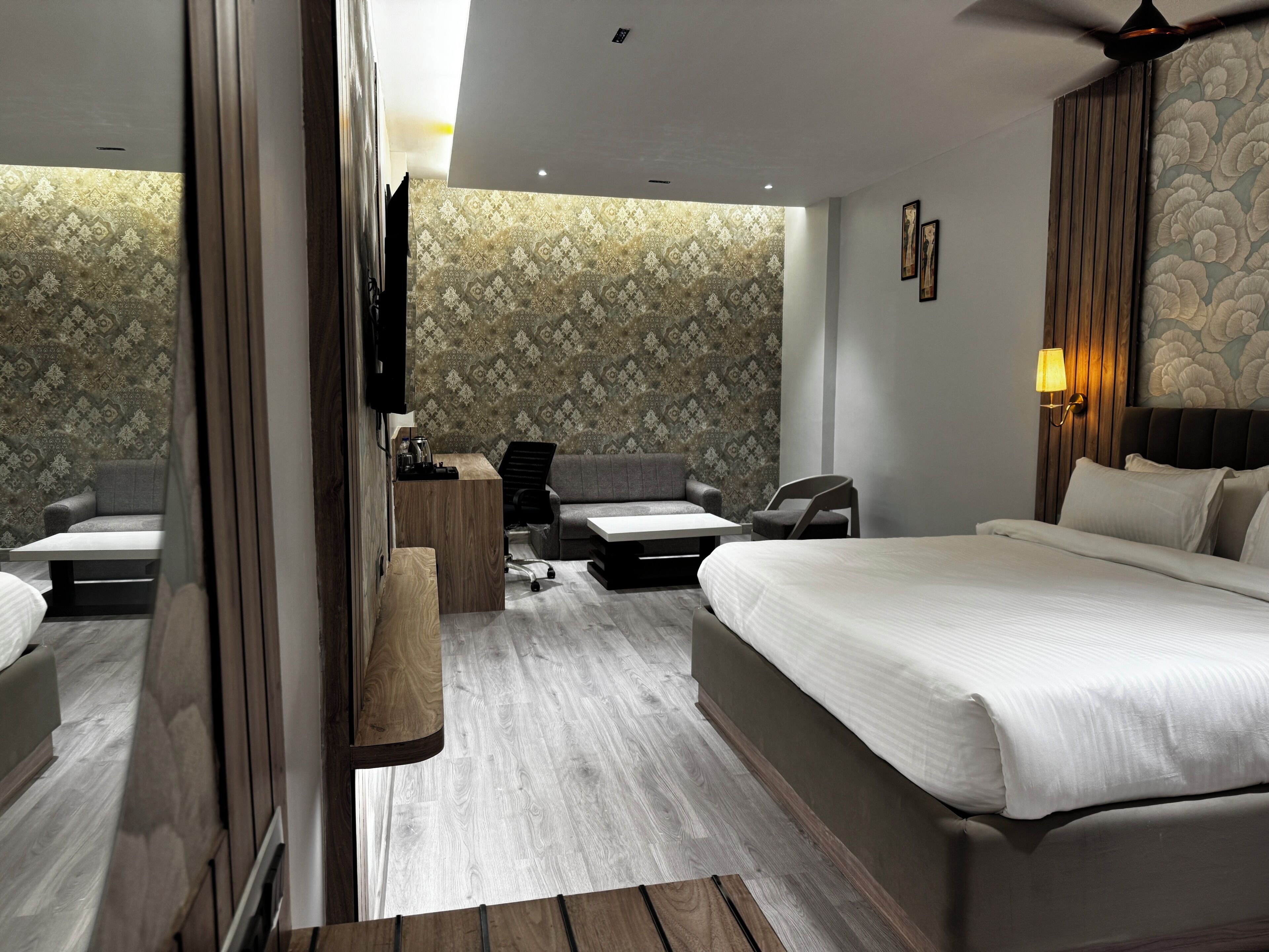 Suite studio | Literie de qualité, minibar, coffre-fort, bureau