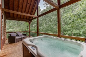 Outdoor spa tub - Radiance-Luxury Private Cabin w Infrared Sauna and 6 ft. 2 Person Jacuzzi Spa (Cleveland)