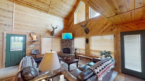 Télévision, cheminée