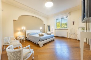 4 chambres, fer et planche Ă repasser, lit parapluie, Wi-Fi gratuit