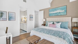 5 bedrooms, iron/ironing board, Internet, bed sheets - Classic Home w/ Modern Flair near Beach Boardwalk, Pool & More Amenities! (Port Aransas)
