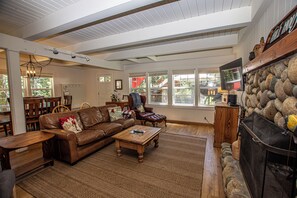TV, fireplace, DVD player