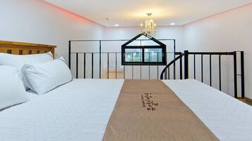 Room (301) | 1 bedroom, premium bedding, individually decorated