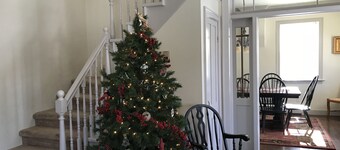 Hollyhock House in Spring City