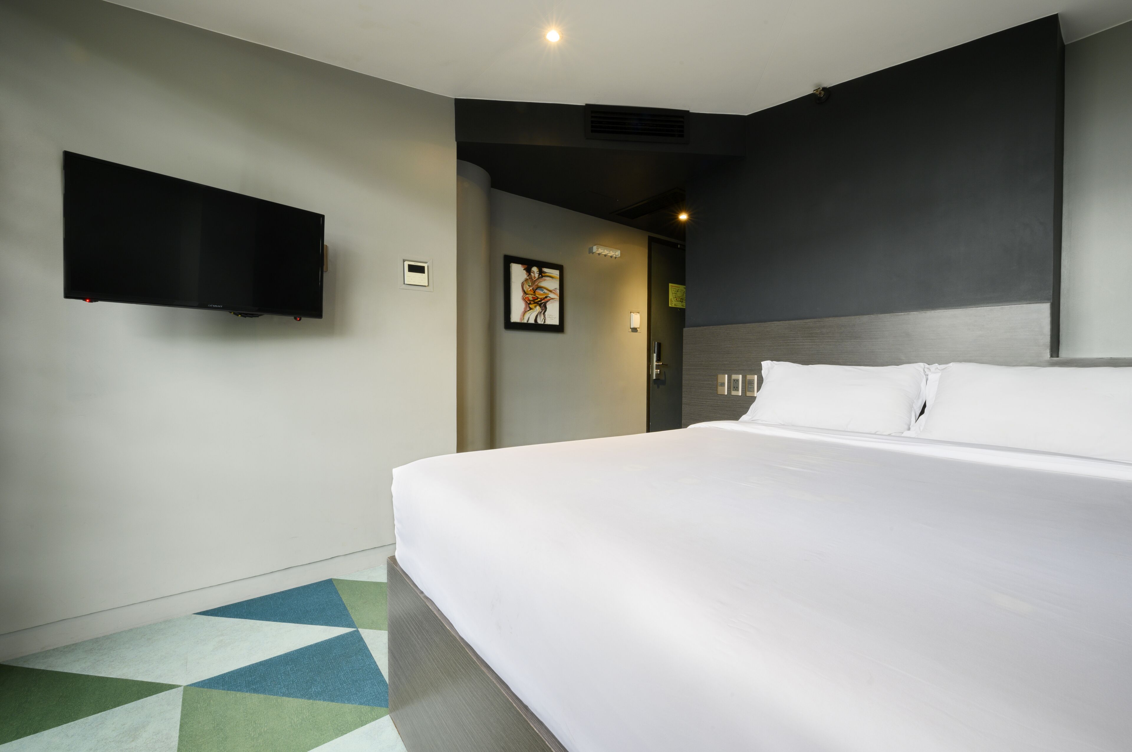 butterfly room | in-room safe, desk, laptop workspace, iron/ironing board