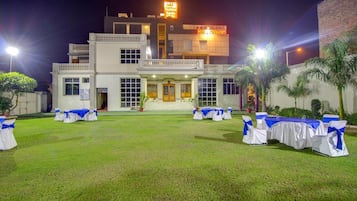 Área externa para banquete