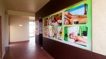 2 treatment rooms